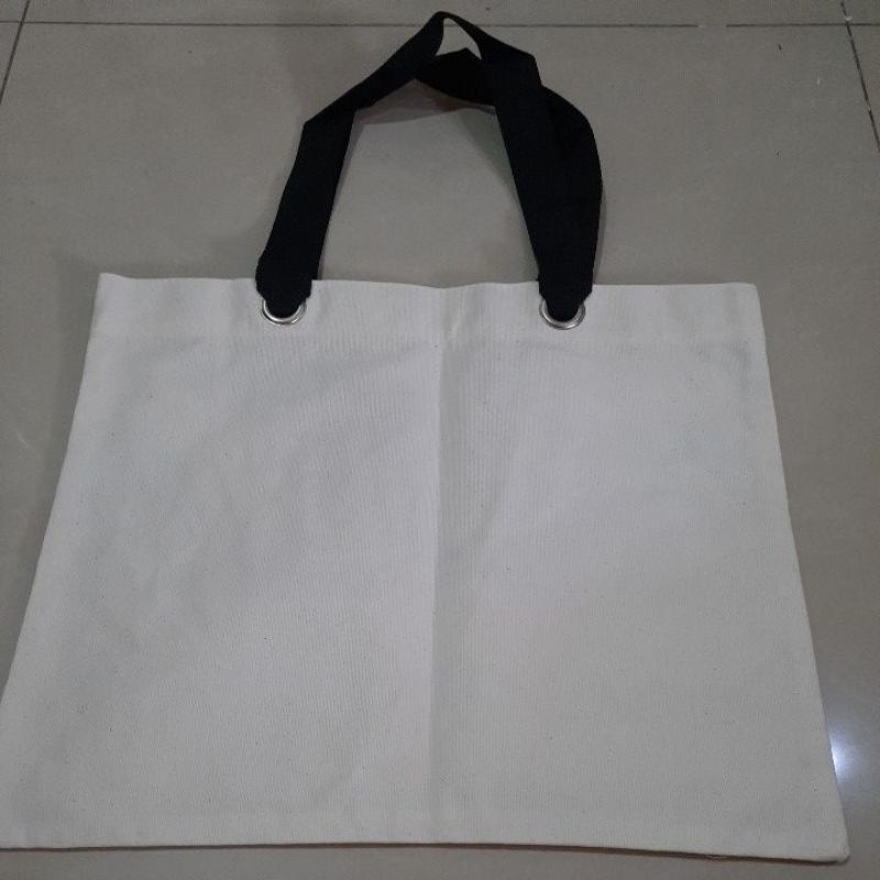 กระเป๋าผ้าscbของเเม้100-ของใหม่มือ1ขนาดใหญ่สูง13นิ้วกว้าง15-5นิ้วล