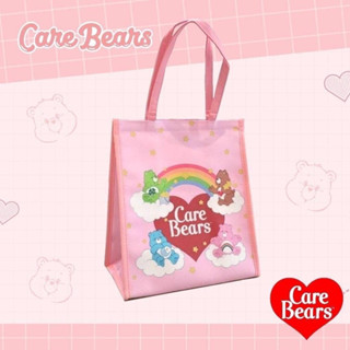 กระเป๋าเก็บอุณหภูมิ Care Bears มาใหม่ ด้านนอกเป็นหนัง PU กันน้ำ  ด้านในบุฟรอยด์ ช่วยรักษาอุณหภูมิ ขนาด 28×25×15 cm.