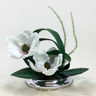 ดอกไม้สไตล์ญี่ปุ่น ดอกแมกโนเลียจัดในอ่างแก้ว ดอกไม้ปลอมพร้อมแจกัน