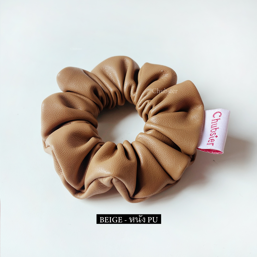 beige-หนัง-pu-scrunchie-ยางมัดผม-จิ๋ว-ผ้าหนังพียู