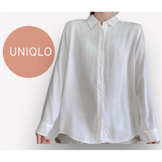 UNIQLO x cotton เรยอน ขาวสะอาด size S  อก 36 ยาว 24 Code : 844(6)