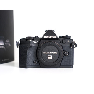 Body Olympus EM5 ii สภาพดี