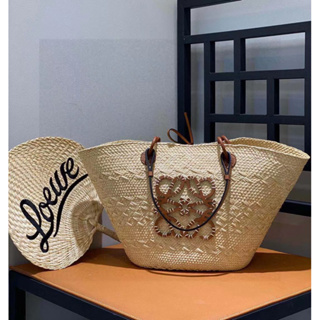 Loewe anagram basket bag in iraca palm and calfskin size medium 46x24.5x16 cm