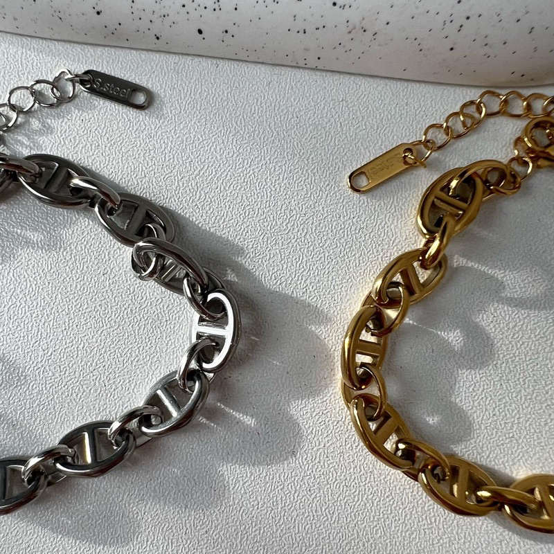 adoreofficial-bkk-oval-gold-bracelet