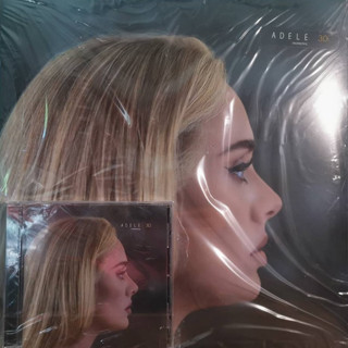 แผ่นเสียง LP Adele 30 + CD Made in Japan แผ่นซีล ใหม่