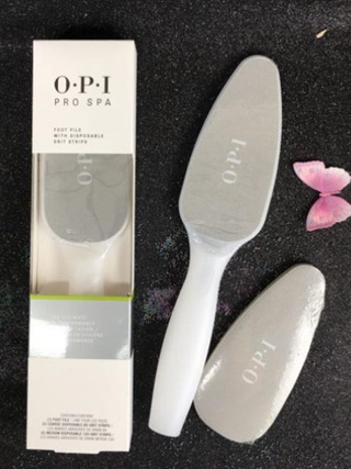 OPI Pro spa แปรงขัดเท้าเนียนขจัดผิวแห้งแตก-แปรงขัดส้นเท้า1 กล่องประกอบไปด้วย 1 ด้ามขัด 4 แผ่นเปลี่ยน