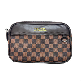 Citadel 43 กระเป๋าสะพาย Crossbody bag ผู้ชาย กระเป๋าสะพายพาดลำตัว หนังPU สายไนลอน