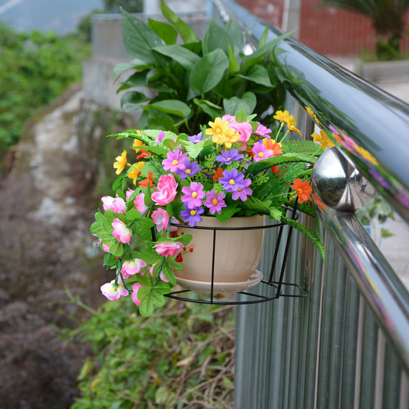 ที่แขวนกระถางต้นไม้แบบเหล็ก-กระถางแขวนผนัง-flower-stand-ที่แขวนกระถางต้นไม้