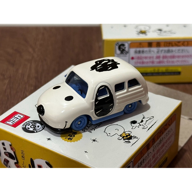 tomica-snoopy-limited-edition-ฉลองครบรอบ-70-ปี