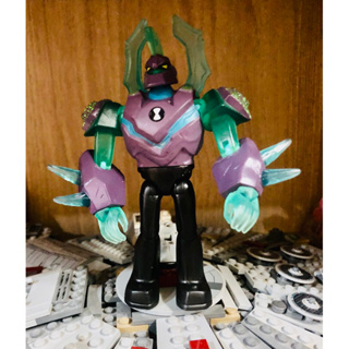 Ben 10 OMNI ENHANCED DIAMONDHEAD Playmates Action Figure