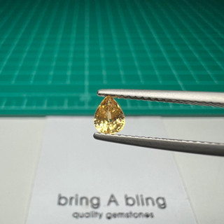 บุษราคัม (yellow sapphire) 0.48 ct (5.09x4.10x2.94)มม พลอยสีเหลืองสวย ใสสะอาด