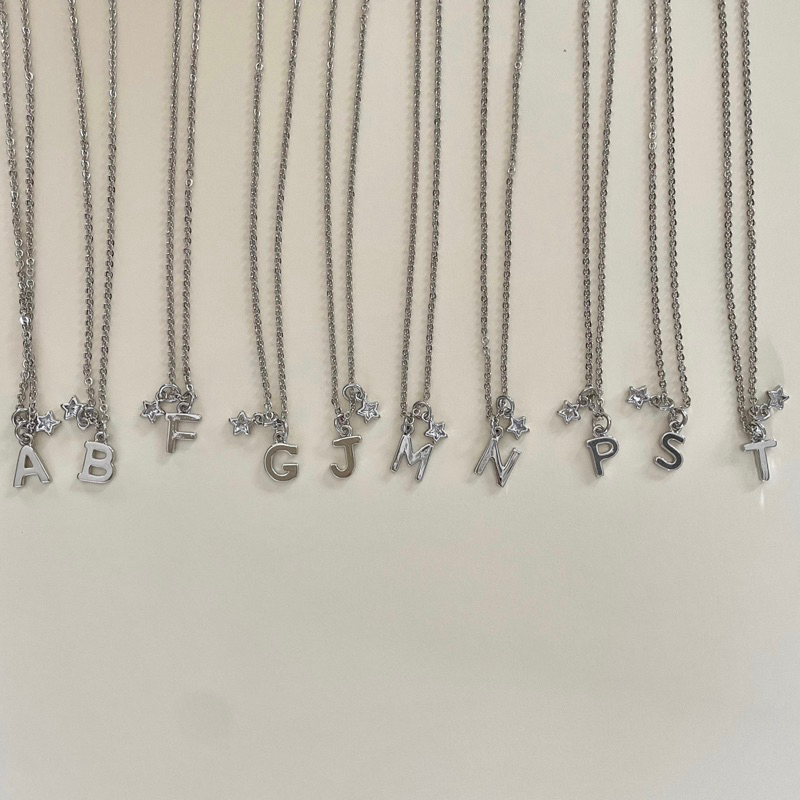 สร้อยคอตัวอักษรสีเงิน-silver-blair-necklace