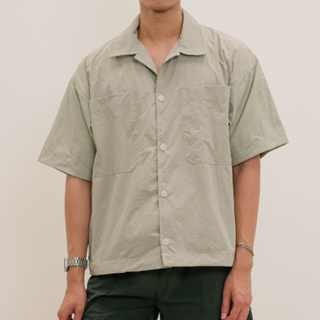 สินค้า Nylon L/S Shirt in Sage Green | เสื้อเชิ้ตแขนสั้นผ้าไนล่อนสีเขียวเซจ