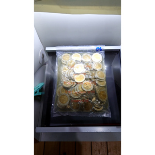 เหรียญยกถุง (100 เหรียญ) เหรียญหมุนเวียน 10 บาท 2558 ไม่ผ่านใช้