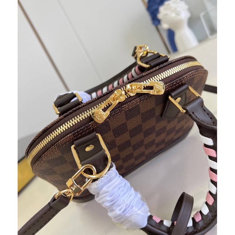 กระเป๋าแบรนด์เนมกระเป๋าสะพาย-louis-vuitton-alma-bb-เทพ-size-23-5x17-5x11-5cm