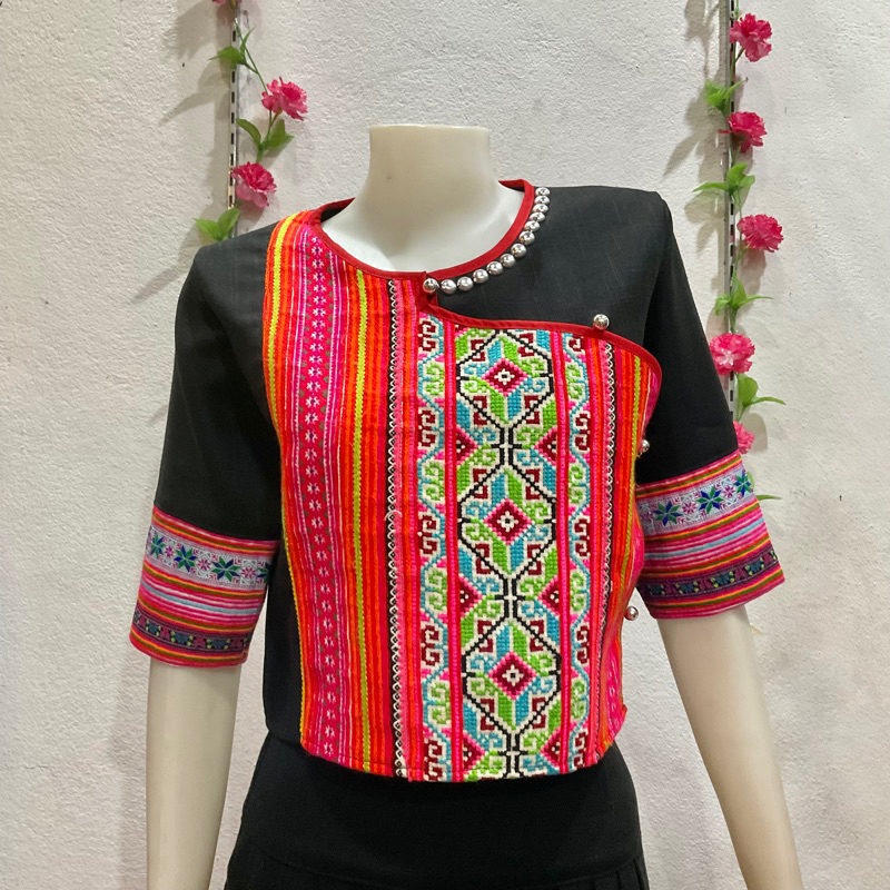 เสิ้อใยกัญชงป้ายงานปักมือ | Shopee Thailand