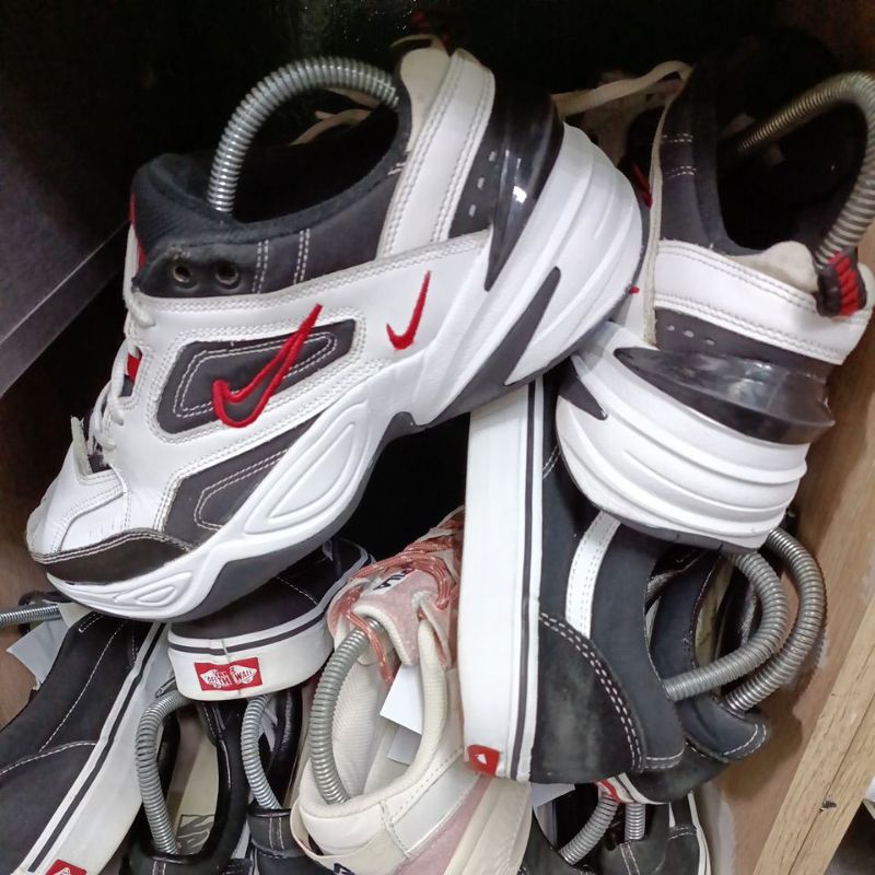 ภาพสินค้าเฉพาะไลฟ์สด(รองเท้ามือ2 ราคาถูก สวยคุ้มๆ จากร้าน tinrada0995598782 บน Shopee ภาพที่ 6