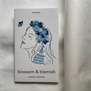 หนังสือ Blossom & Blemish  ร่วงโรยไม่ร้างรา