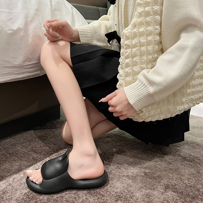 ภาพสินค้ารองเท้าเเตะกระต่าย พื้นนิ่ม แฟชั่นรองเท้าผู้หญิง เสริมส้น ฮิตที่สุด สวยสไตล์เกาหลี X-04 จากร้าน nnt0570ori บน Shopee ภาพที่ 3