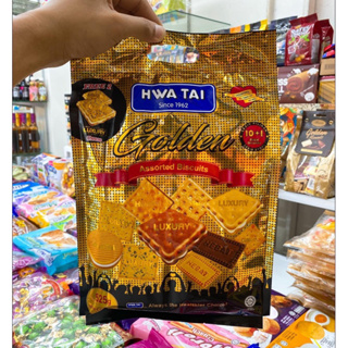 ภาพหน้าปกสินค้าขนมบิสกิตขนมปังแบบรวม Golden Assorted Biscuit(Hwa Tai) ขนาด 525 กรัม ที่เกี่ยวข้อง