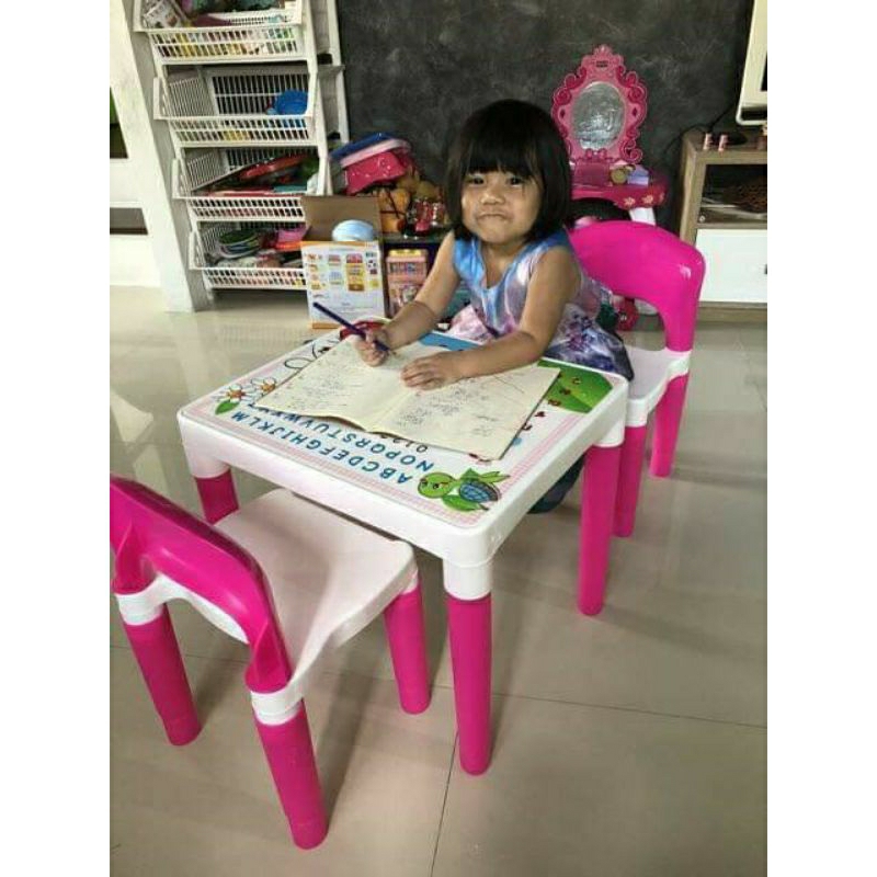 ชุดโต๊ะนักเรียนทำการบ้านเอนกประสงค์-family-set-ในชุดประกอบด้วยโต๊ะ-เก้าอี้2ตัว