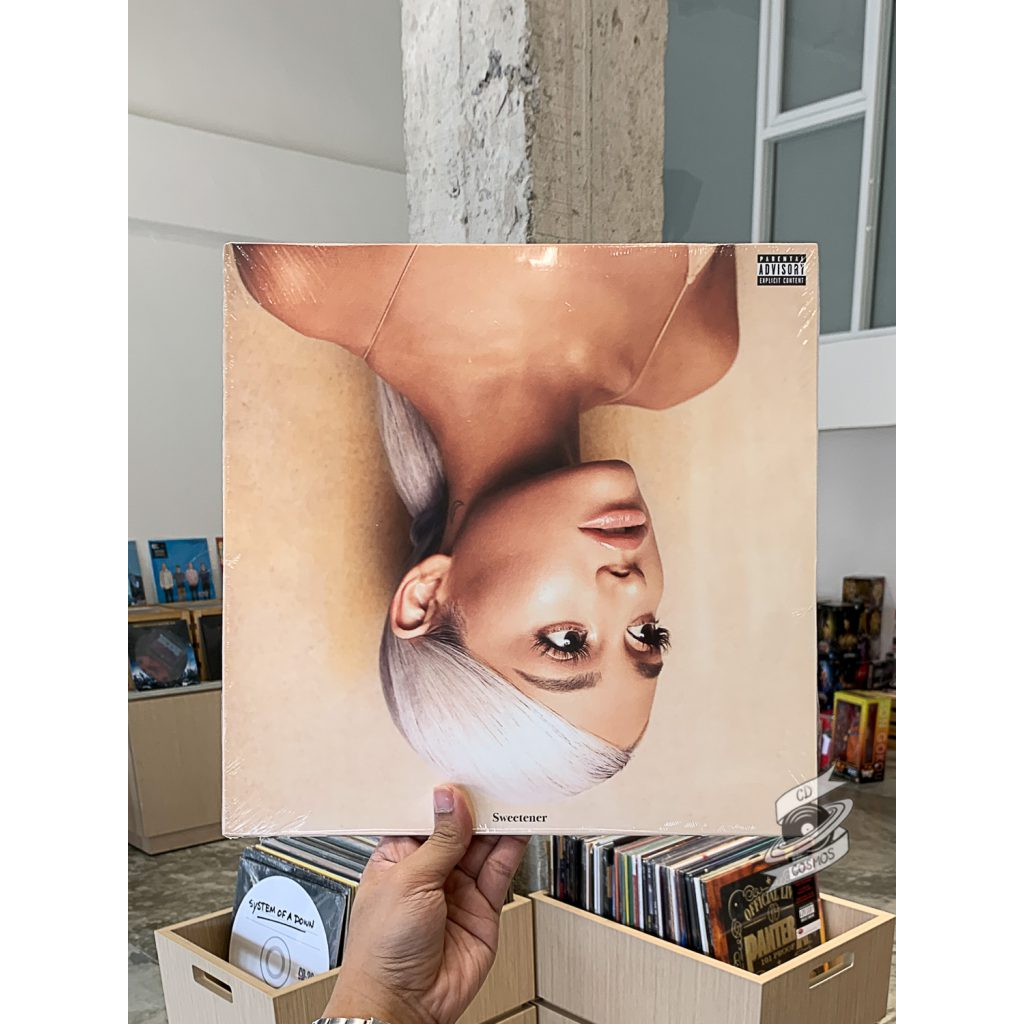 ariana-grande-sweetener-vinyl