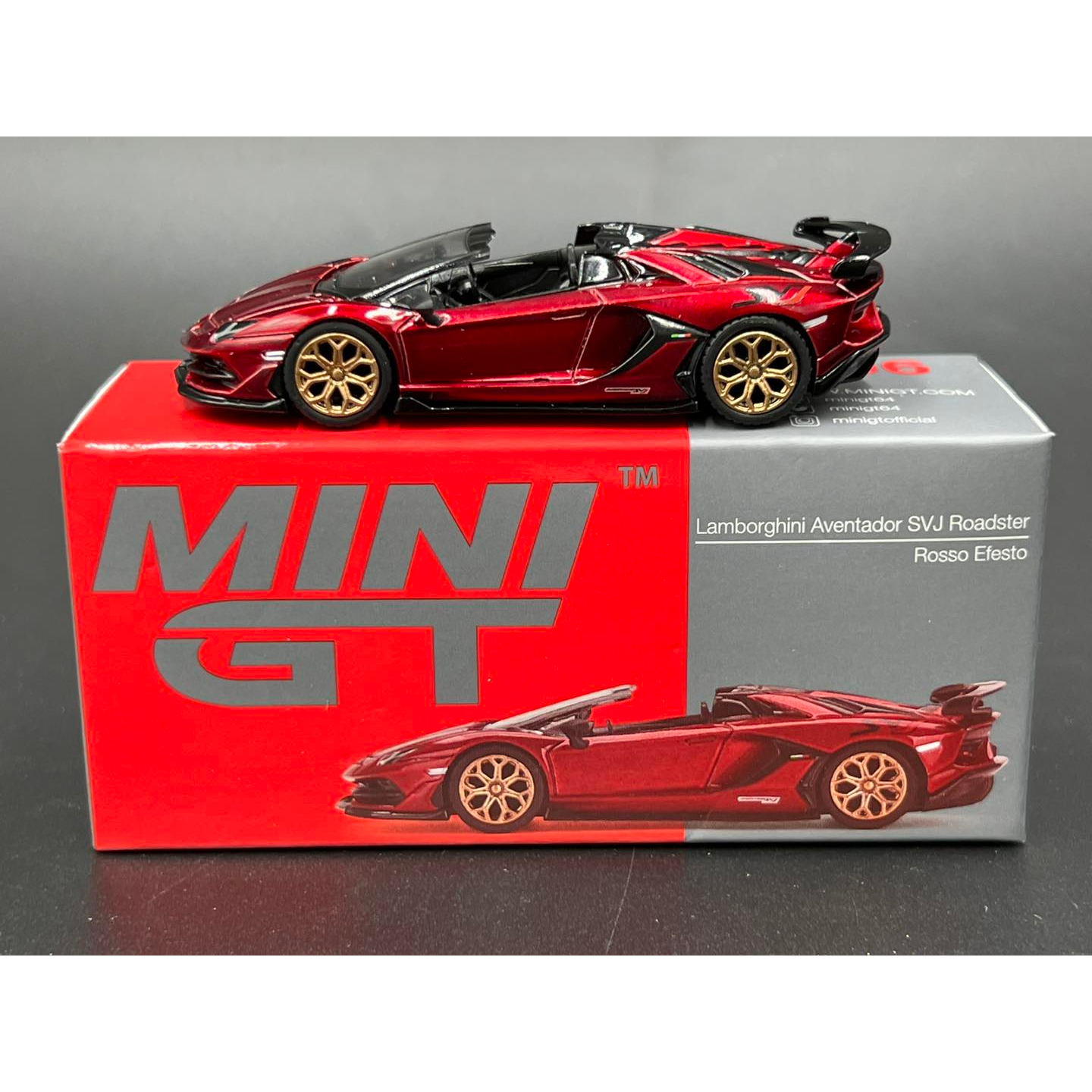 minigt-lamborghini-aventador-svj-roadster-rosso-efestos