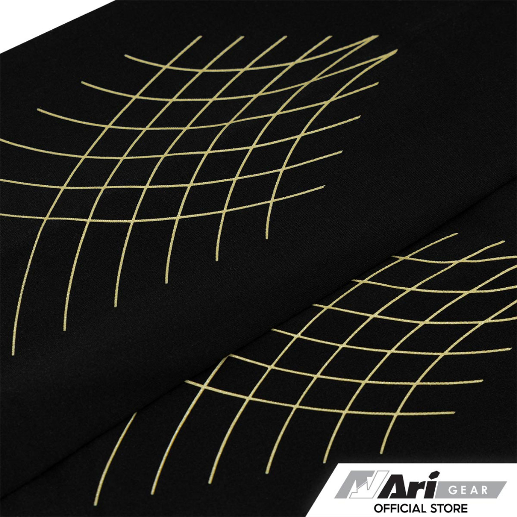 ari-compression-arm-sleeves-black-gold-black-ปลอกแขน-อาริ-สีดำ