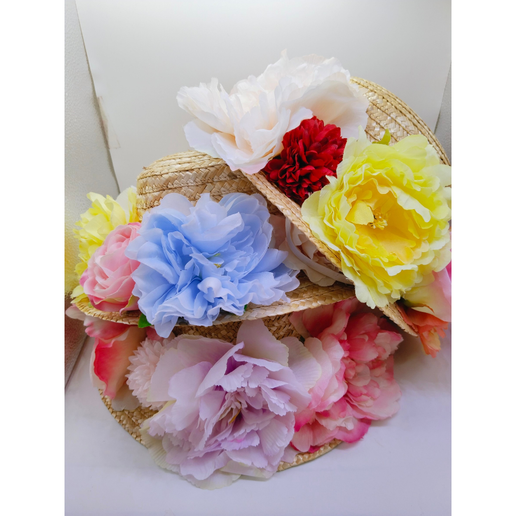 หมวกสานวินเทจ-ตกเเต่งด้วยดอกไม้สวยๆรอบหมวก