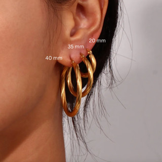 Escapism - Classic hoop earrings