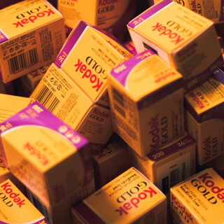 KODAK GOLD 200 36 ภาพ • COLOR FILM 135 • ฟิล์มสี • ฟิล์มถ่ายรูป • ฟิล์มถ่ายภาพ