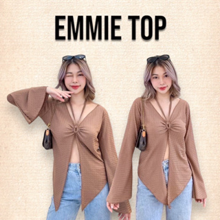 🧸Emmie Top  สวยแบบออร่าพุ่ง  ดีเทลห่วงที่อก กับสายผูกโบว ผ้ามีน้ำหนัก ใส่ สบาย