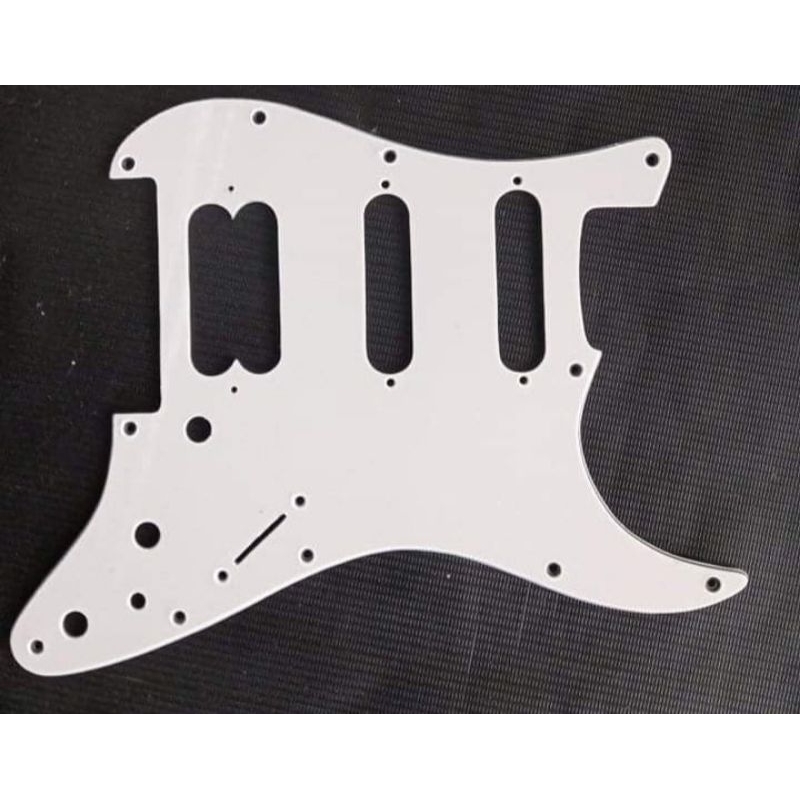 pickguard-fender-richie-sambora-งานคัสต้อมเมดจากทางร้าน-ใช้เวลาทำ3-5วัน