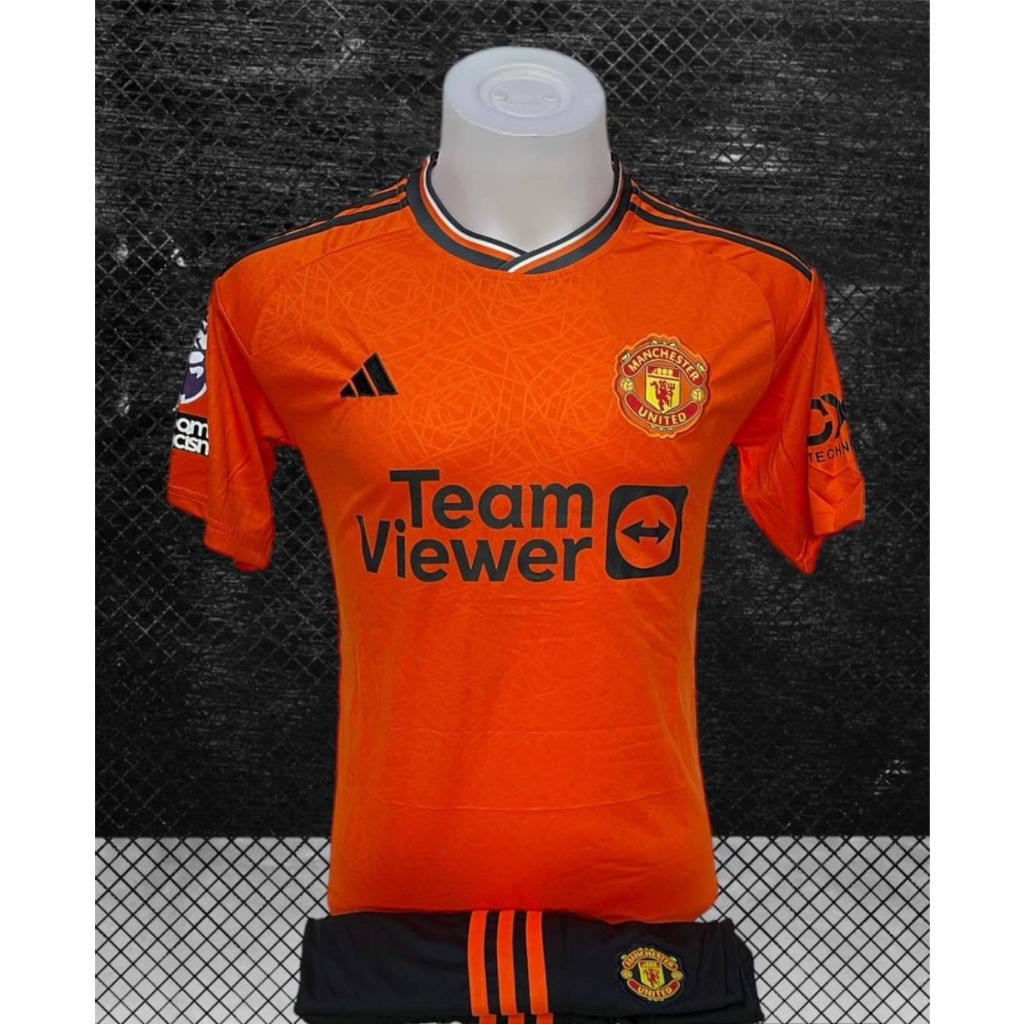 เสื้อบอลคอวีผู้ชายลายทีมแมนยูใหม่-ได้เสื้อ-กางเกง