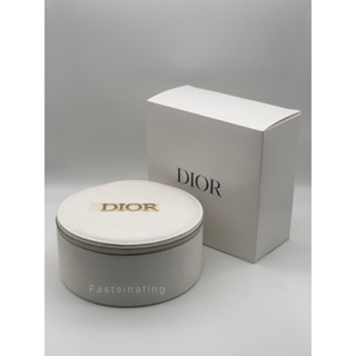 Dior Vanity Bag สีขาว โลโก้ทอง ขนาด 6x6x2.5” มาพร้อมกล่อง