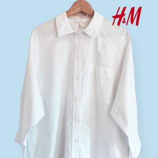 [มือสอง] H&amp;M เสื้อเชิ้ตออกซ์ฟอร์ด​ oversized​ ไซส์ S ป้ายไทย