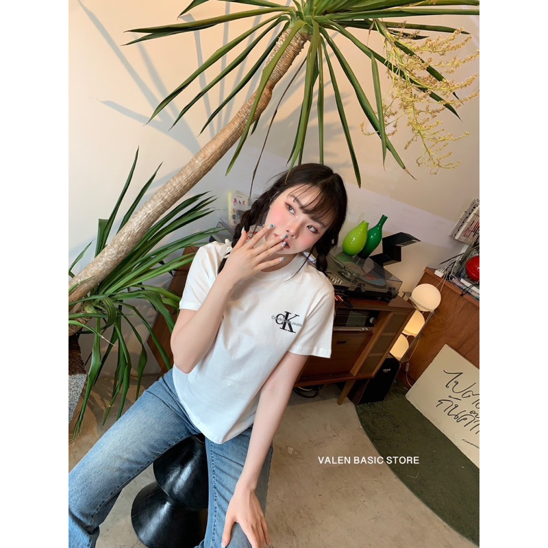 c-t-shirt-เสื้อยืดแบรนด์ดัง-ดีเทลโลโก้งานปัก-งานชนช็อปเลยค่า