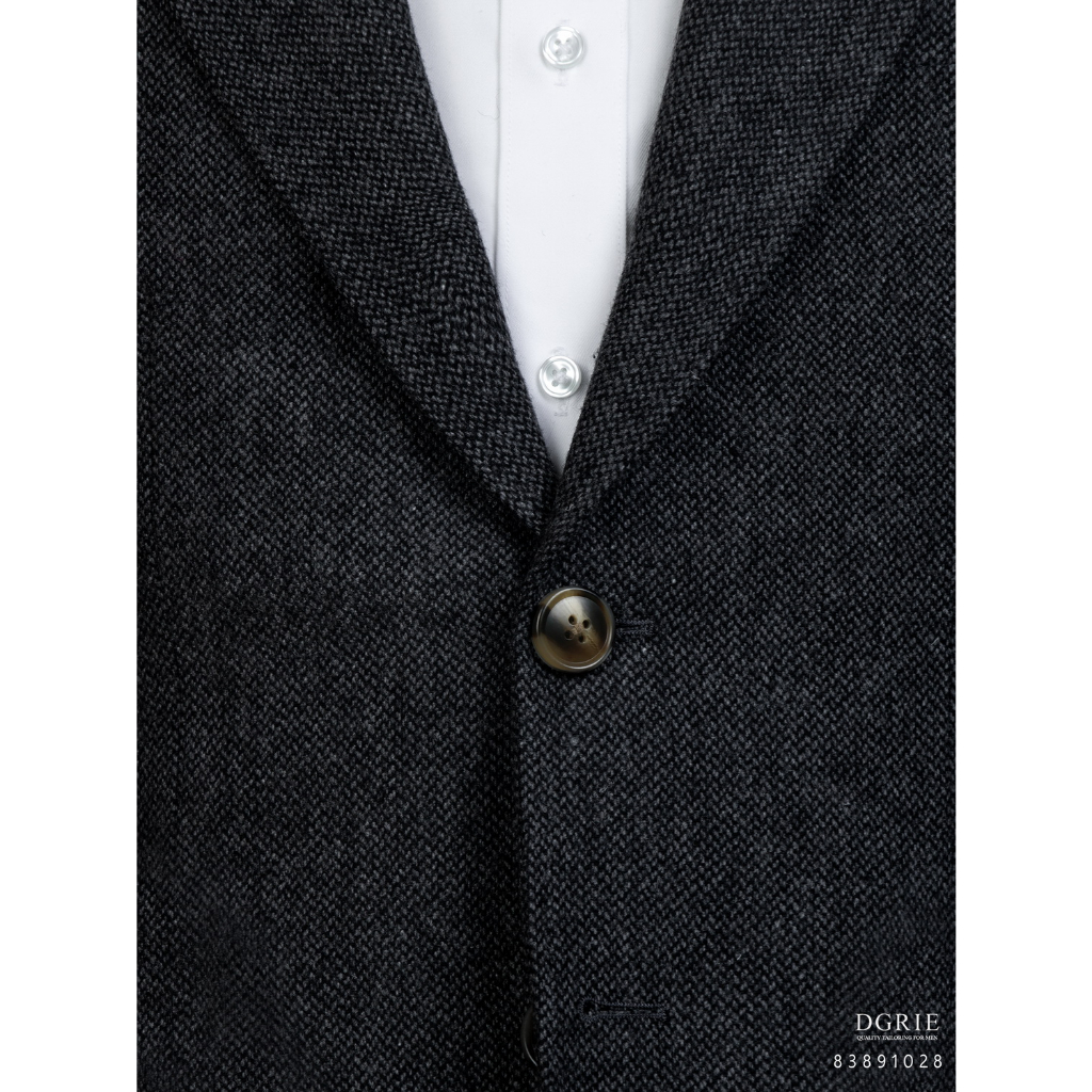 dark-gray-micro-herringbone-flannel-wool-unlining-peak-lapel-jacket-แจ็คเก็ตสูทสีเทาเข้มลายก้างปลา