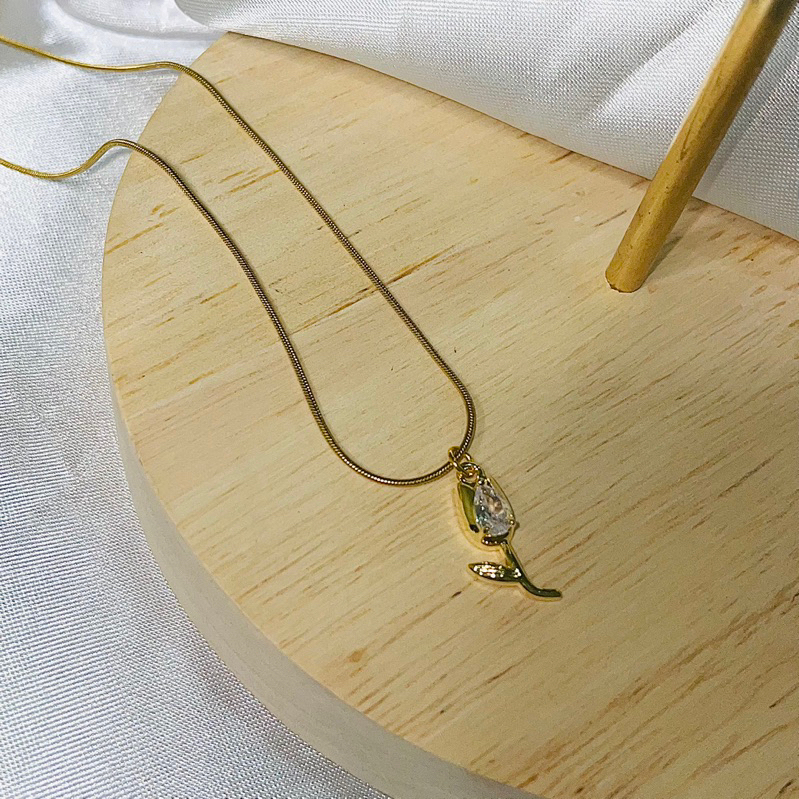 lovely-necklace-stainless-steel-ส่งจากไทย-สร้อยคอดอกทิวลิปงานสแตนเลสไม่ลอกไม่ดำ-โดนน้ำโดนเหงื่อได้