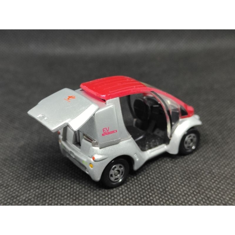 tomica-no-38-toyota-auto-body-coms