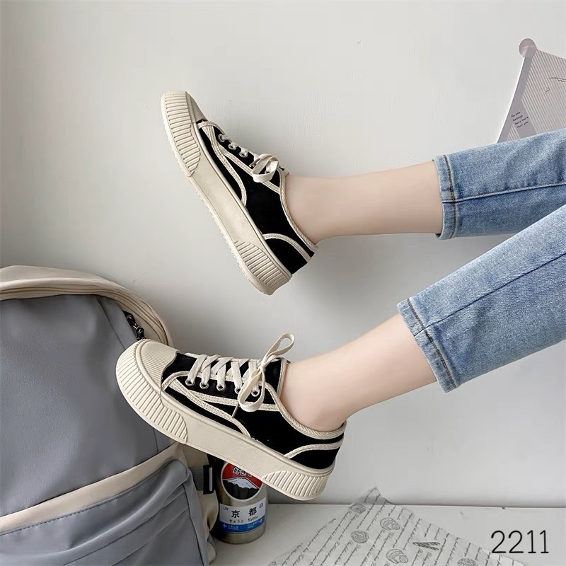 2211-รองเท้าผ้าใบ-พื้นหนา-ใส่แล้ว-ได้ความมินิมอล