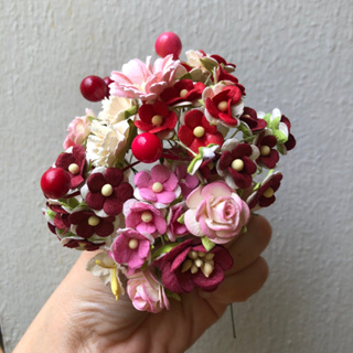 ดอกไม้กระดาษสาดอกไม้คละขนาดเล็กถึงกลางชมพูแดงขาว 60 ชิ้น ดอกไม้ประดิษฐ์สำหรับงานฝีมือและตกแต่ง พร้อมส่ง F33