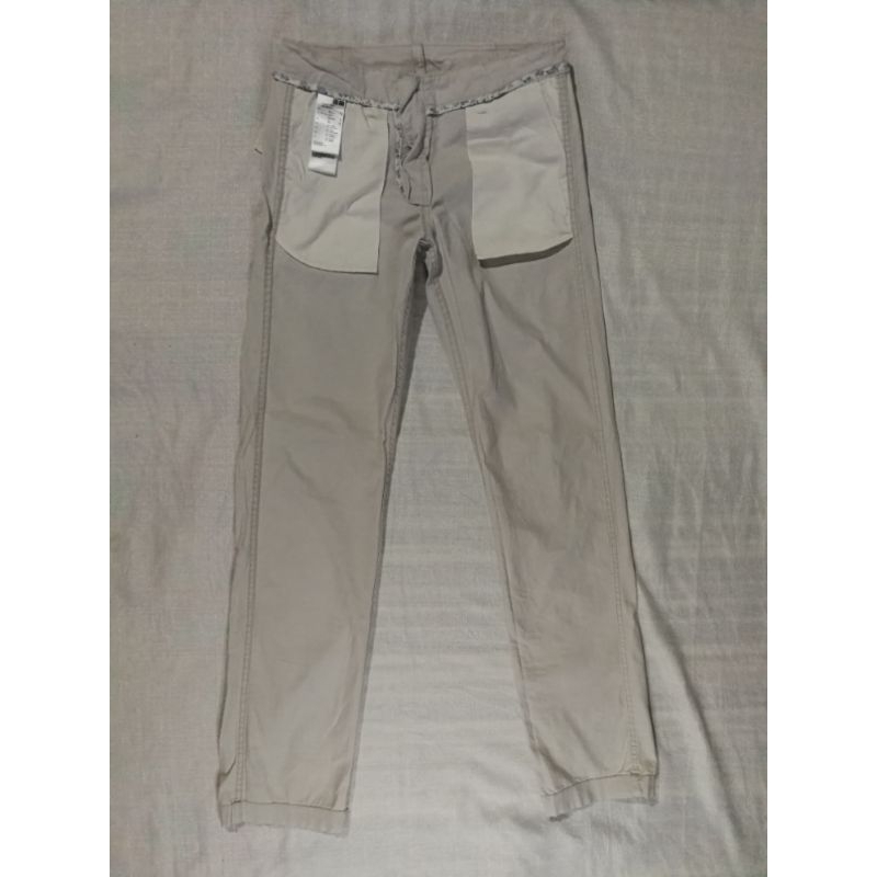 กางเกง-ขายาว-uniqlo-brand-2nd-วัสดุผ้าฝ้าย97-elastan-3-size-เอว29นิ้ว-made-in-china-แท้มือสองกระสอบนำเข้า