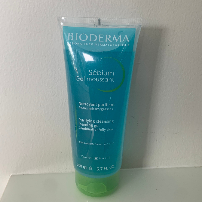 bioderma-sebium-gel-moussant-200-ml-เจลล้างหน้าสูตรไมเซล่า-สำหรับผิวมัน-ผิวผสม-แพ้-เป็นสิวง่าย