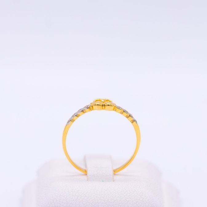 แหวนหงส์คู่-ประกบกันเป็นรูปหัวใจ-me615