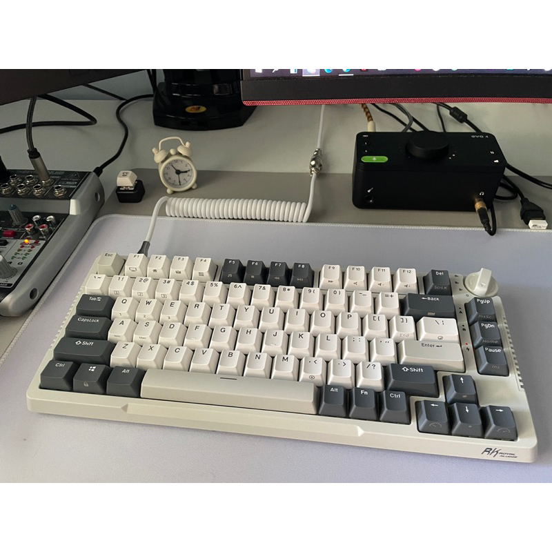 Keyboard Custom คีย์บอร์ด Royal Kludge RKH81 Sky Cyan Switch Bluetooth ...