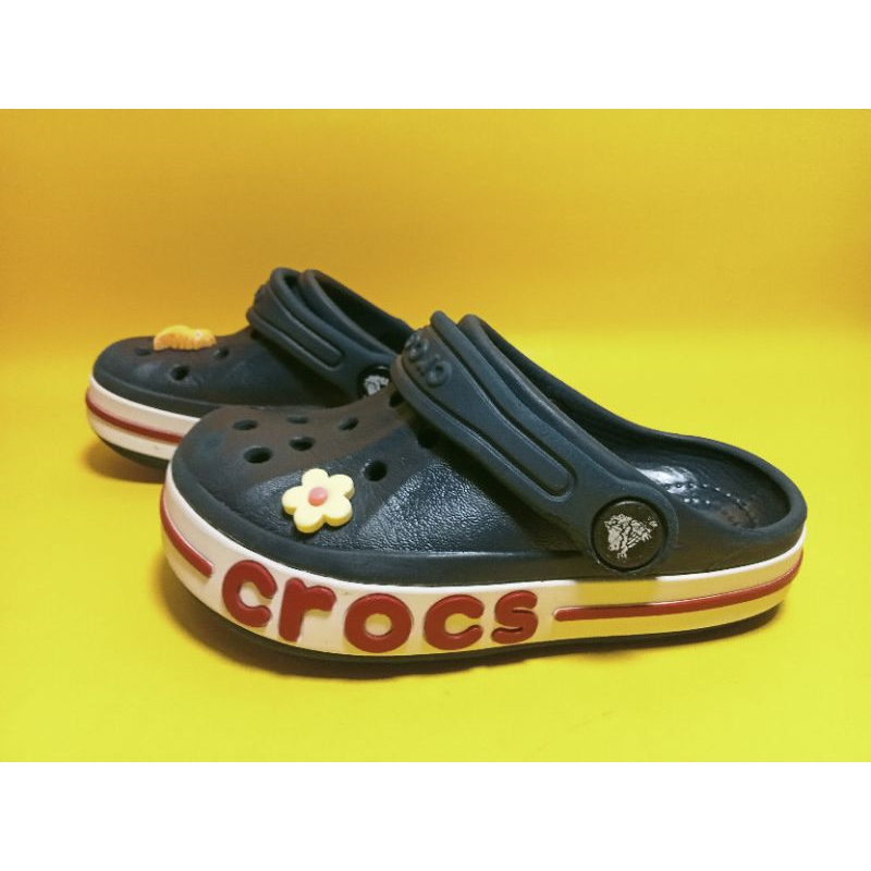 crocs-รองเท้าครอคส์เด็กมือสองราคาถูก-คัดสภาพสวย