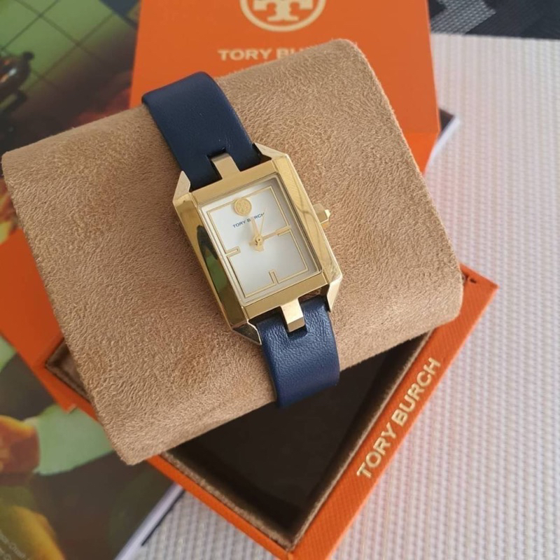 สด-ผ่อน-นาฬิกาสายหนัง-หน้าปัดเหลี่ยม-tbw1103-tory-burch-watch