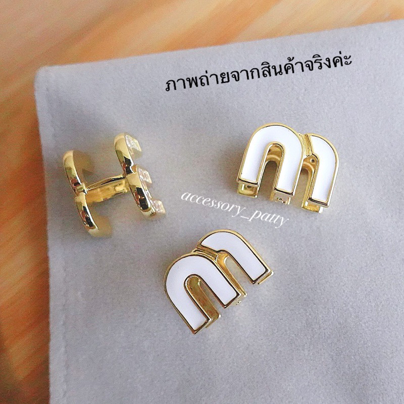 ต่างหูmiu-miu-สวยและหรูหราค่ะ-งานใส่ได้2หน้า-ทั้งหน้าเพชร-และหน้าสีขาว-สีชมพู-สีดำค่ะ