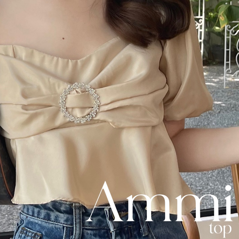 ammi-top-เสื้อครอปออกงานแต่งดีเทลหัวเข็มขัดเพชร-dressylismm